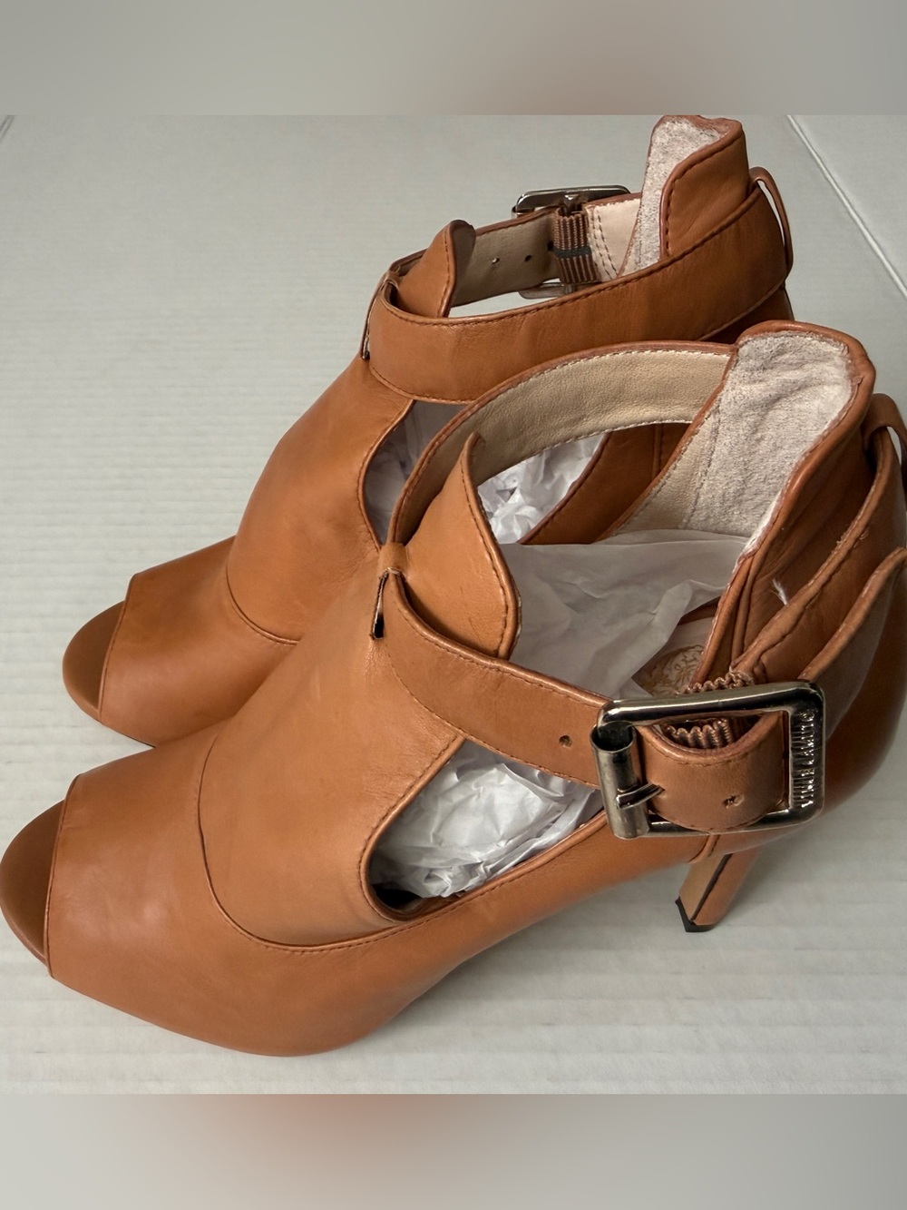 Vince Camuto Kalisi Tan Shooties Soft Leather Open Toe Stilettos Women's Sz 6M